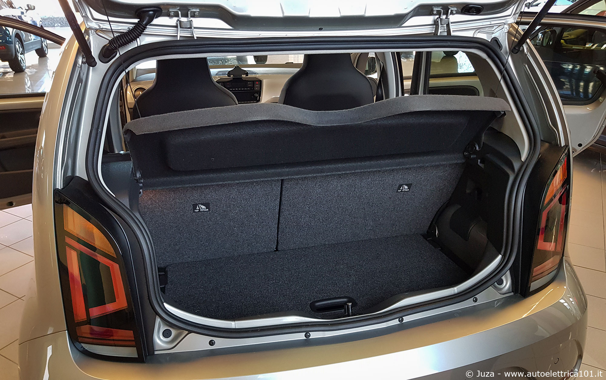 Volkswagen e-up 2020, bagagliaio