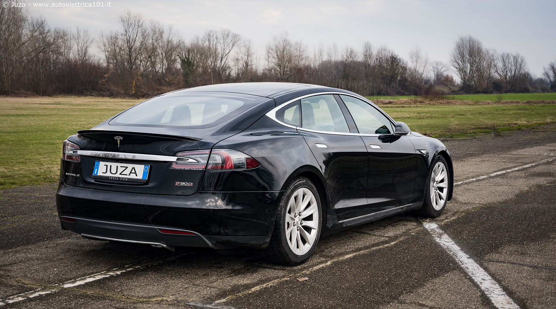 Recensione Tesla Model S P90D