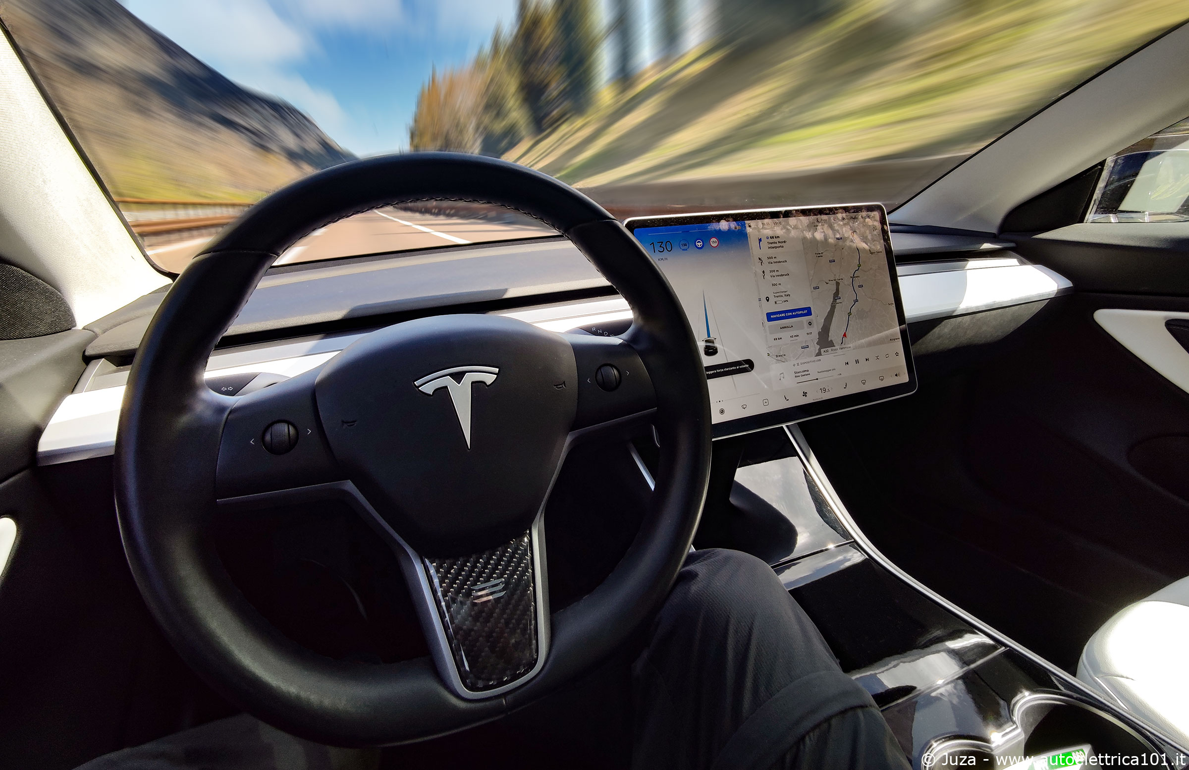 Tesla Autopilot Avanzato