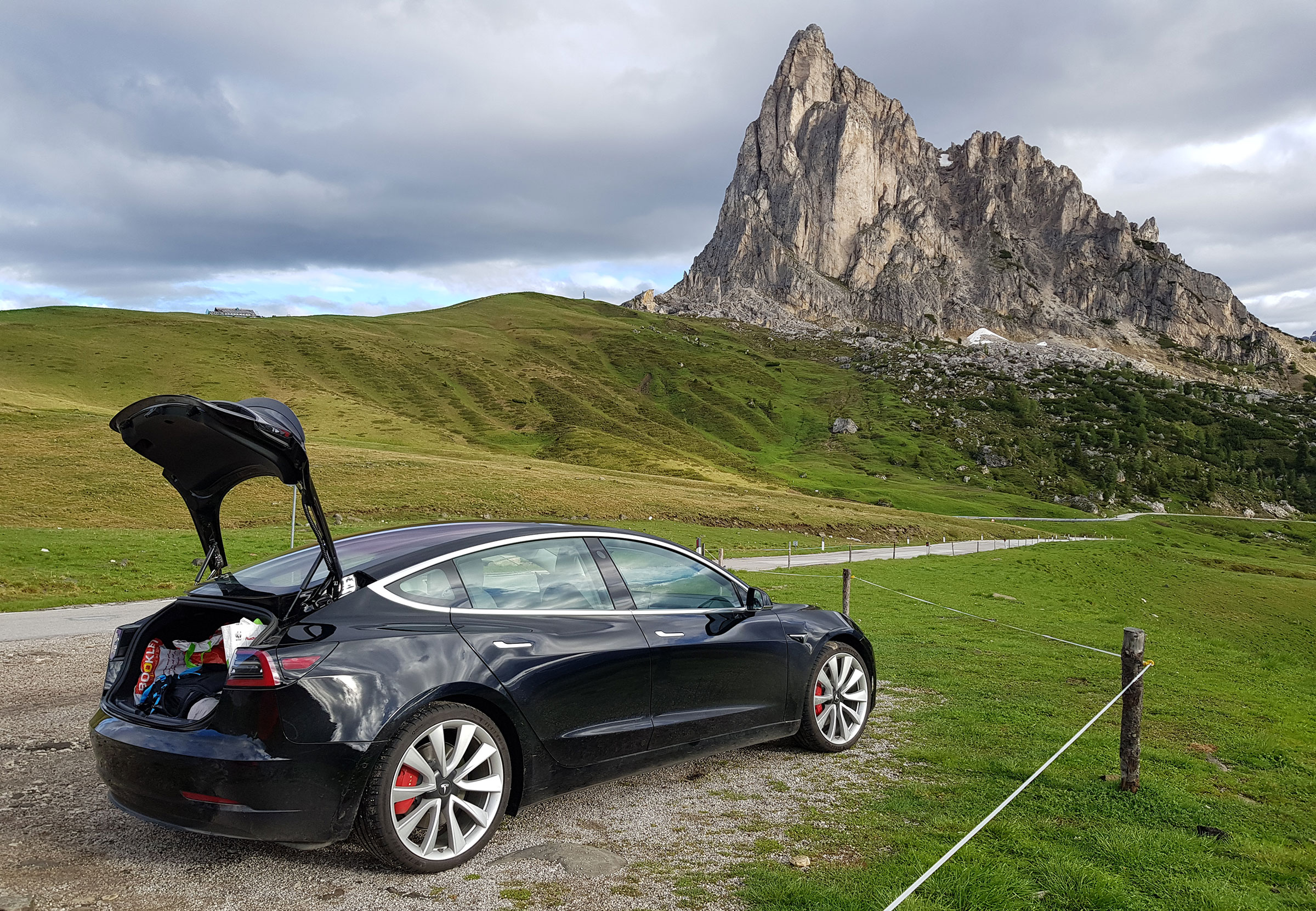 Model 3 sulle Alpi