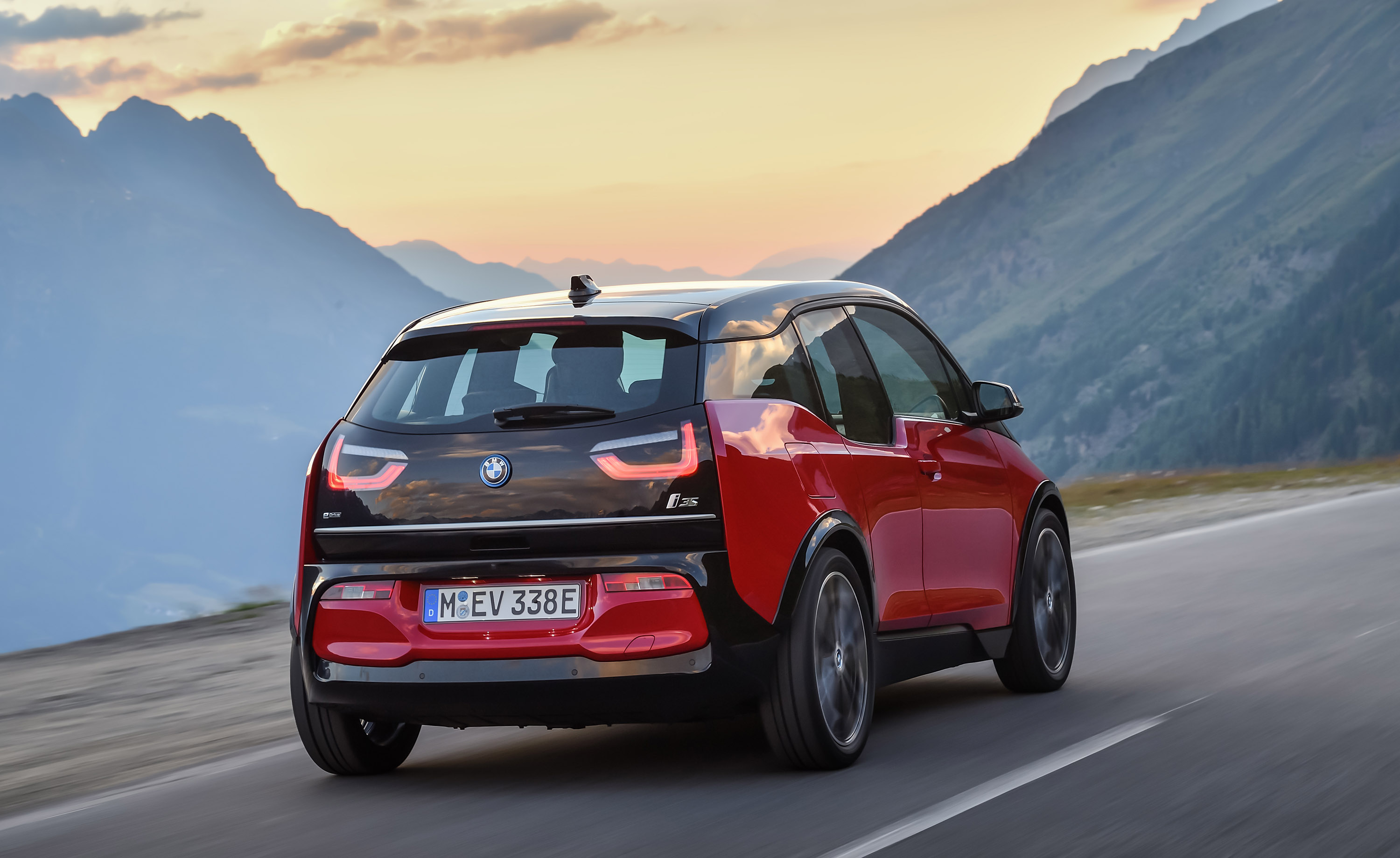 BMW i3, vista posteriore