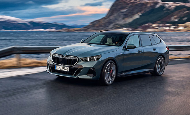 BMW i5 Touring, laterale