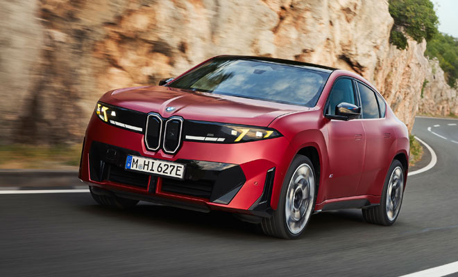 BMW iX4