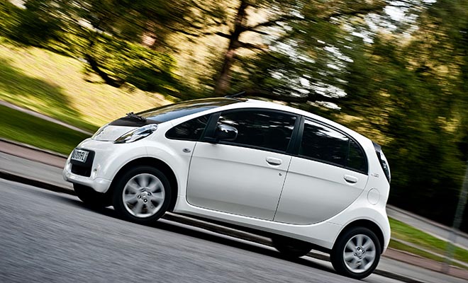 Citroen C-Zero, laterale