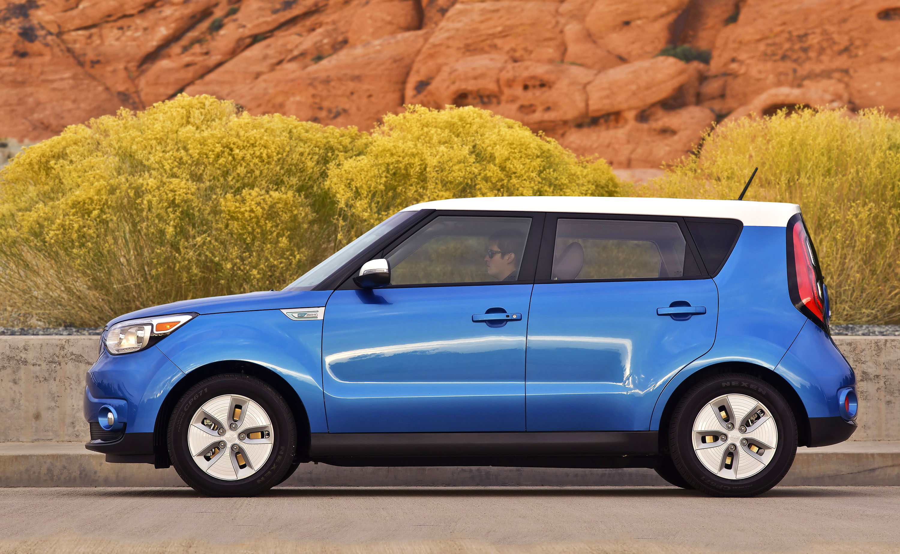 kia-soul-eco-electric-2018-caratteristiche-e-foto-autoelettrica101