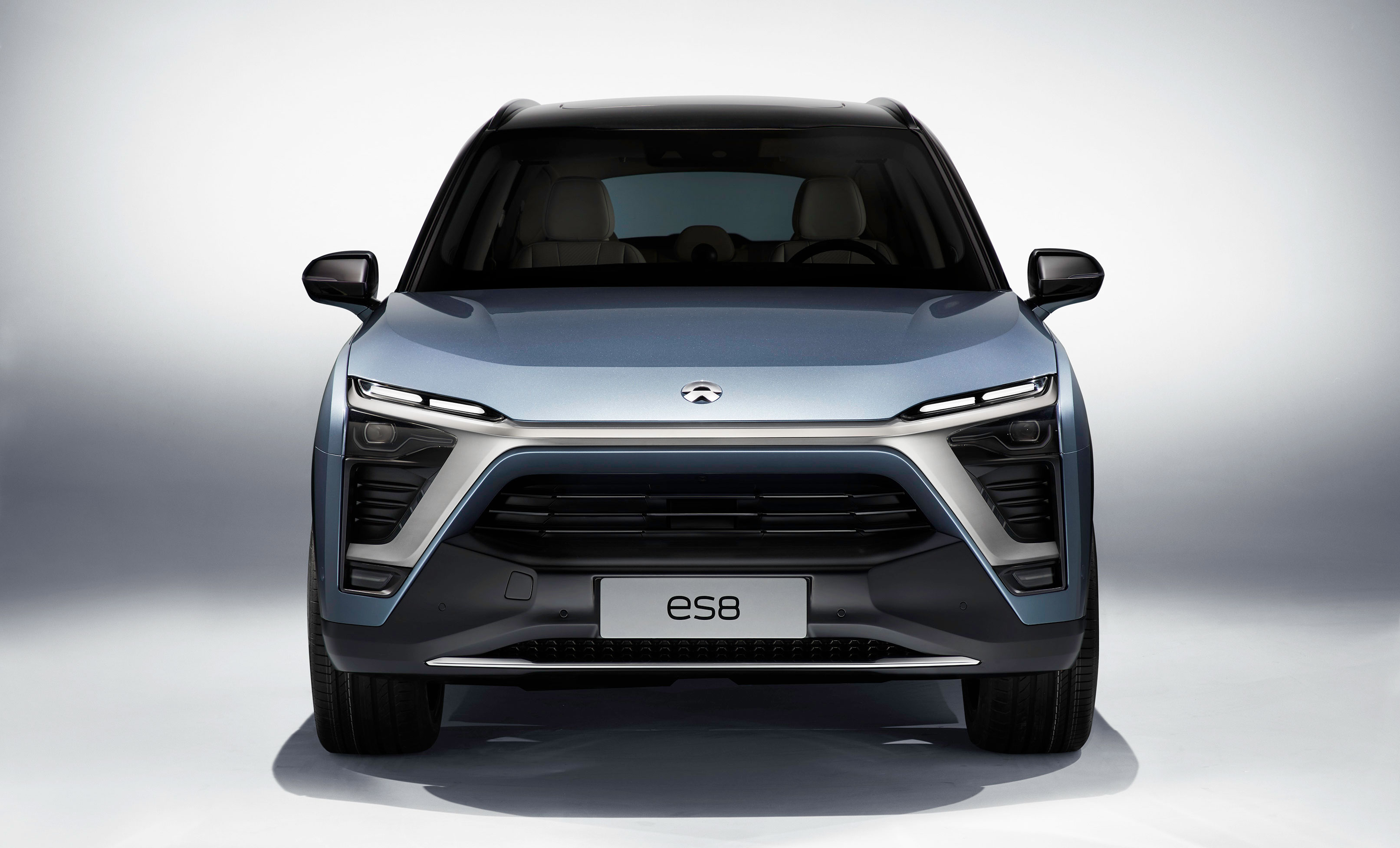 NIO ES8, vista frontale