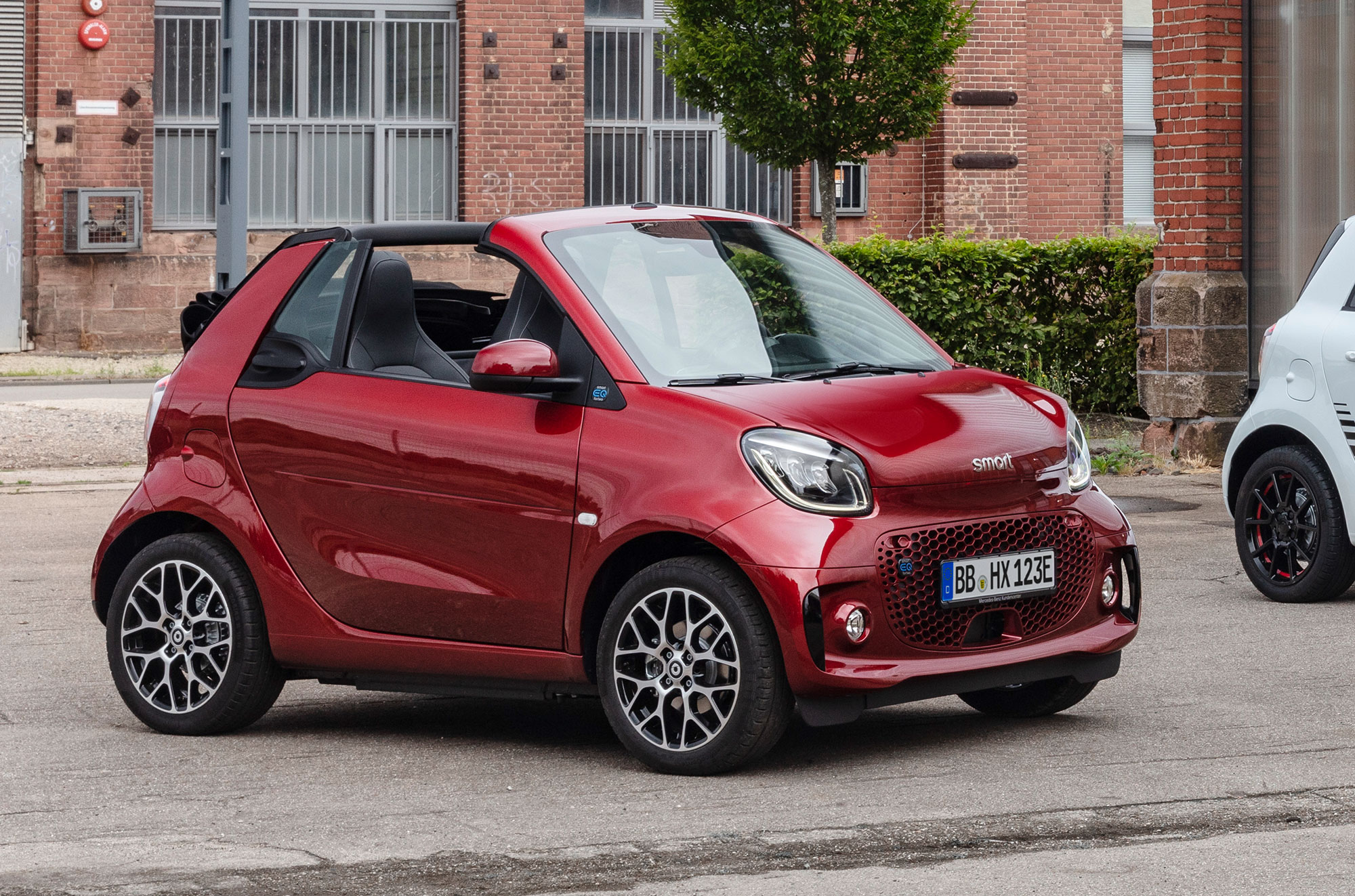 Smart EQ ForTwo Cabrio 2020, vista frontale