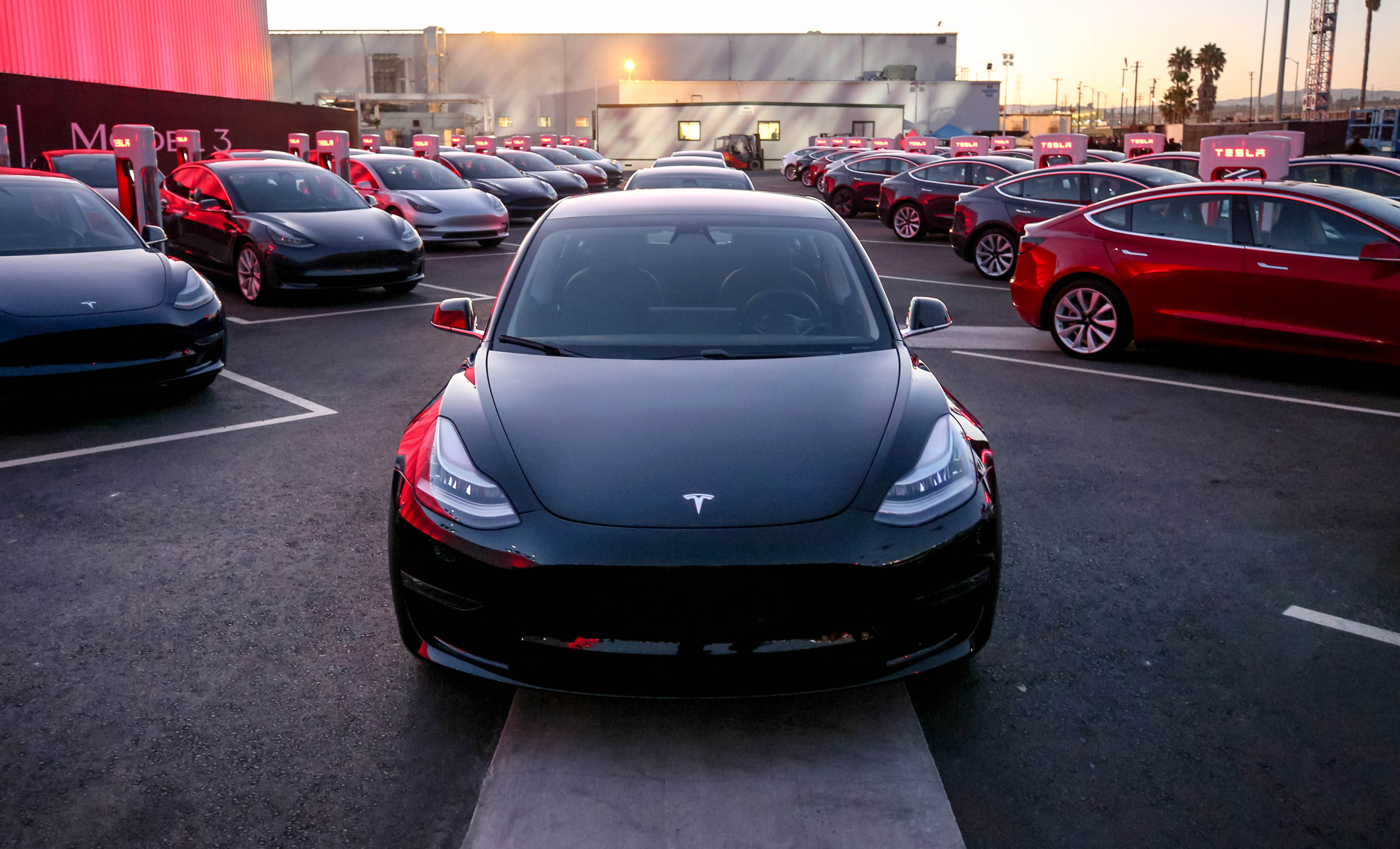 Tesla Model 3, vista frontale