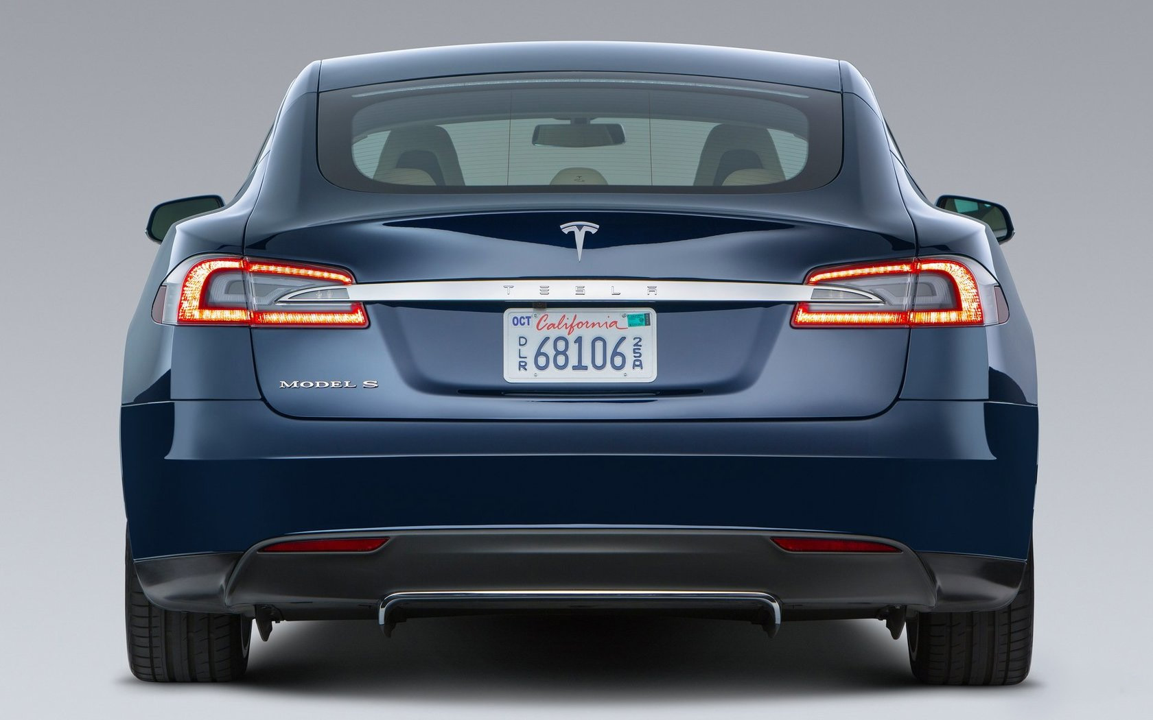 Tesla Model S, vista posteriore