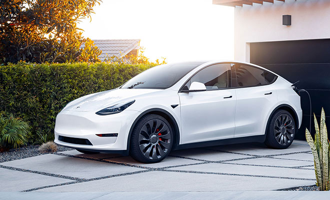 Tesla Model Y, laterale